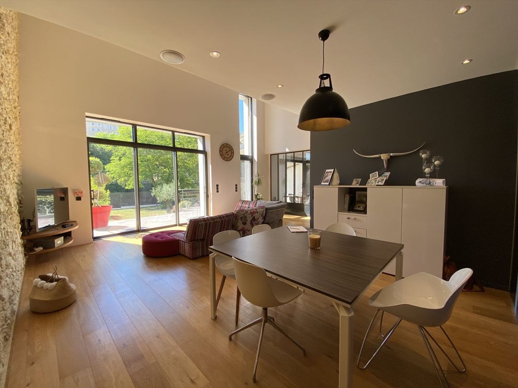 Property photo 1 of 30 Exceptional Property In The Heart Of Auch