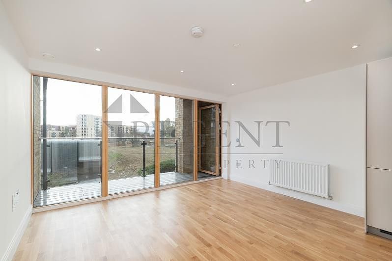 Property photo 3 of 9 Open Plan