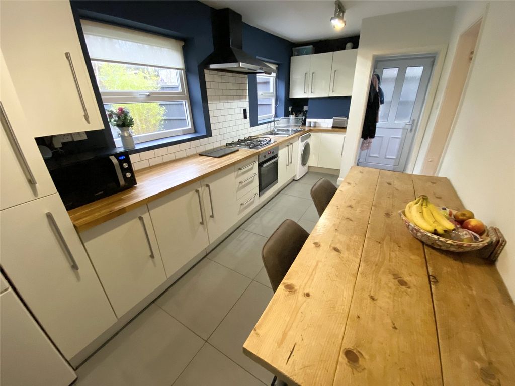 Property photo 2 of 15 Picture No. 13