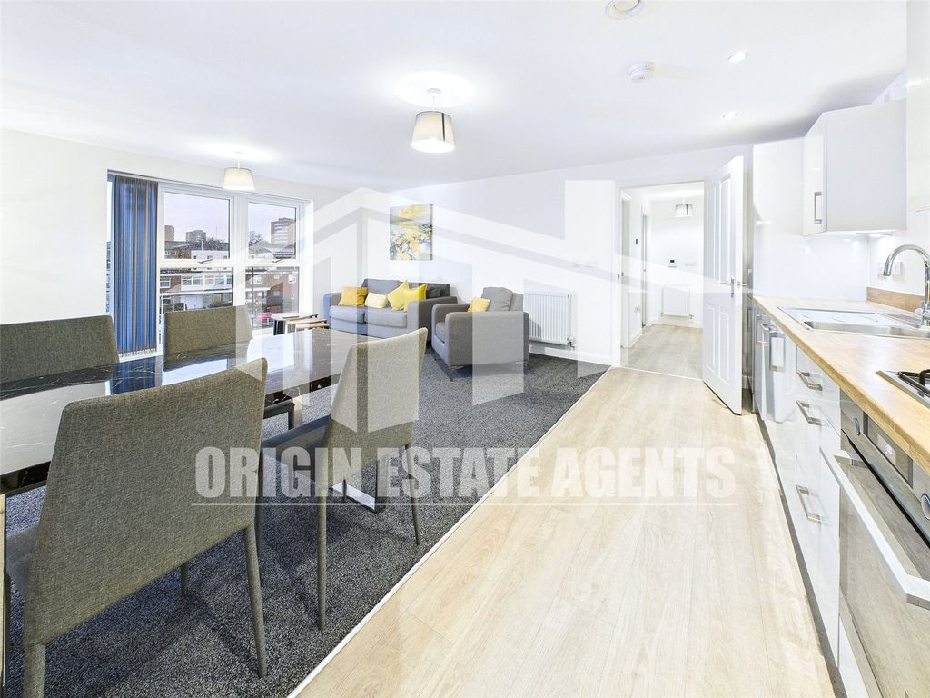 Property photo 2 of 11 Picture No. 04