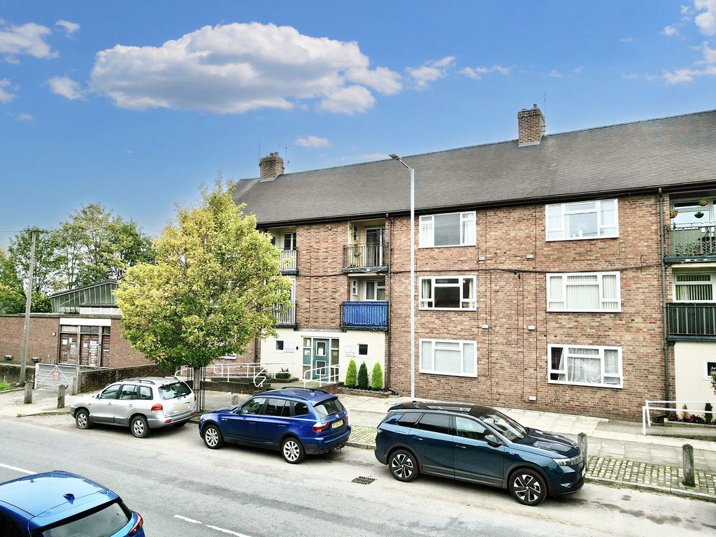 Property photo 1 of 15