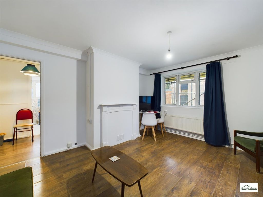 Property photo 2 of 11 Cam02085G0-Pr0134-Still002.Jpg