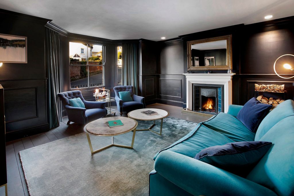 Property photo 3 of 22