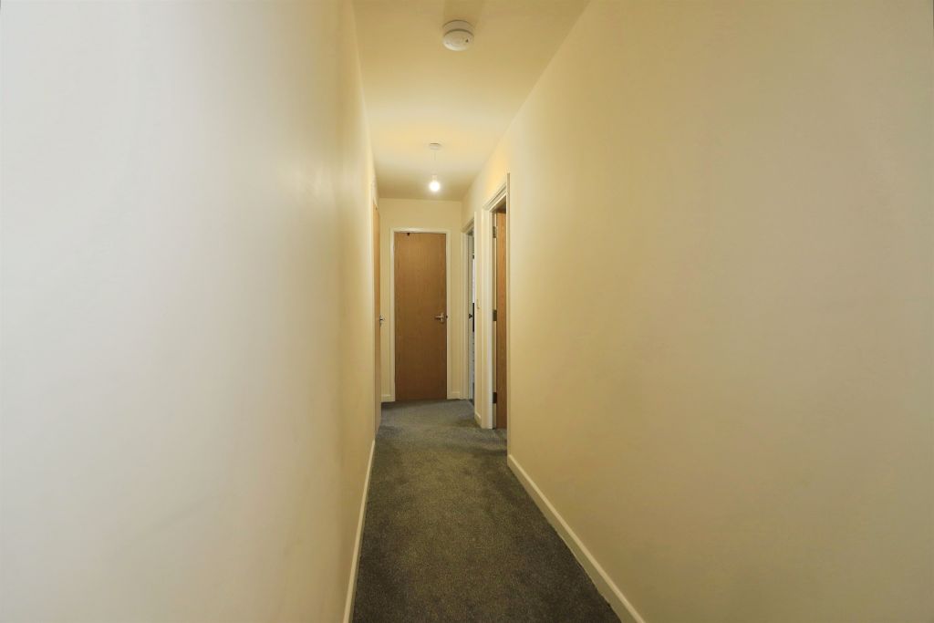 Property photo 3 of 36