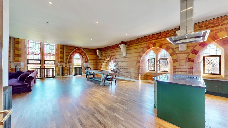 Property photo 1 of 13 Reception