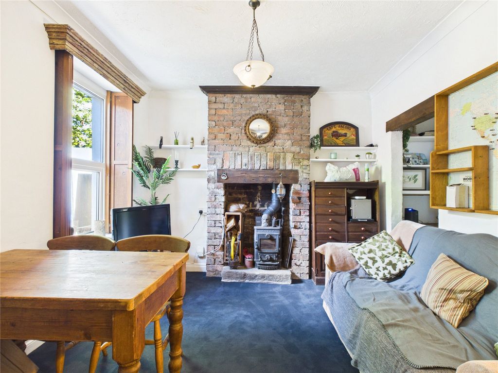 Property photo 2 of 13 Picture No. 42