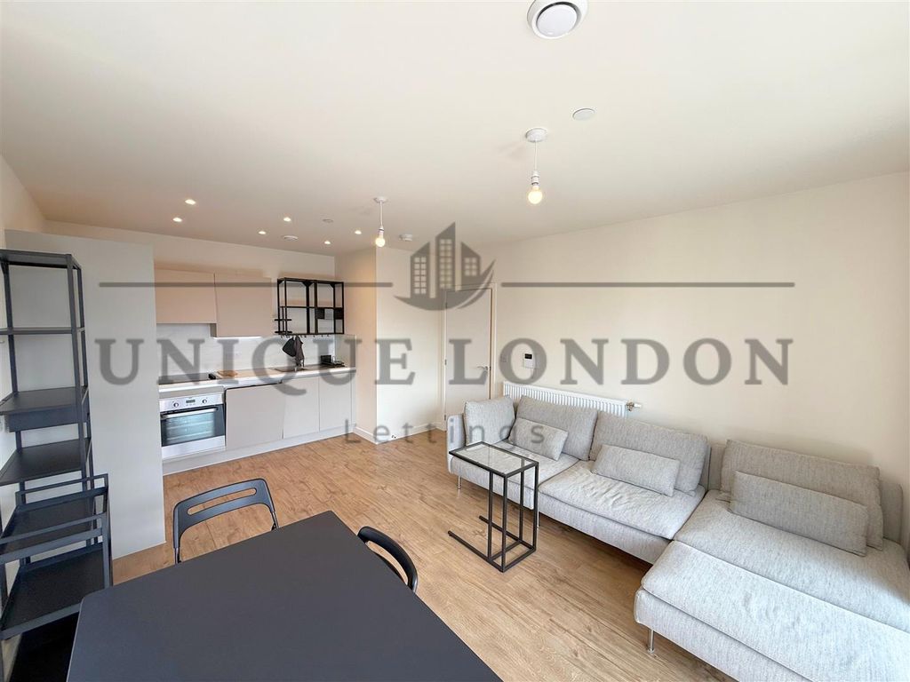Property photo 1 of 9 242.Png