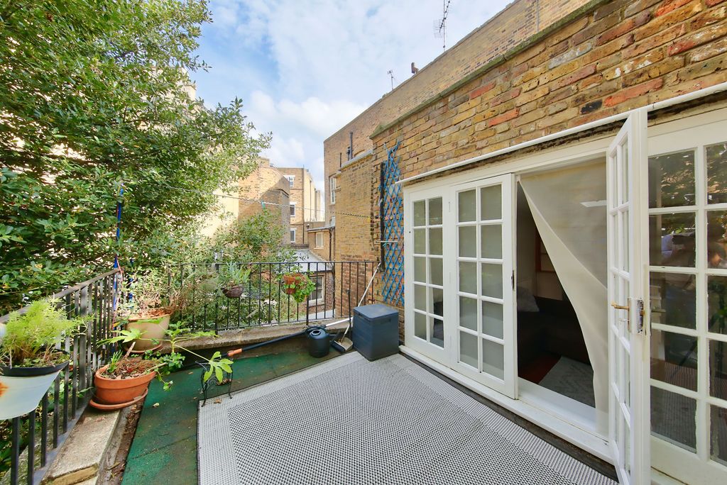 Property photo 2 of 9