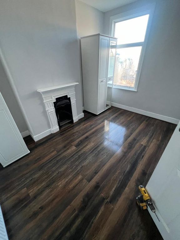 Property photo 1 of 11 Room 5- £720 Available From 24/09/2025