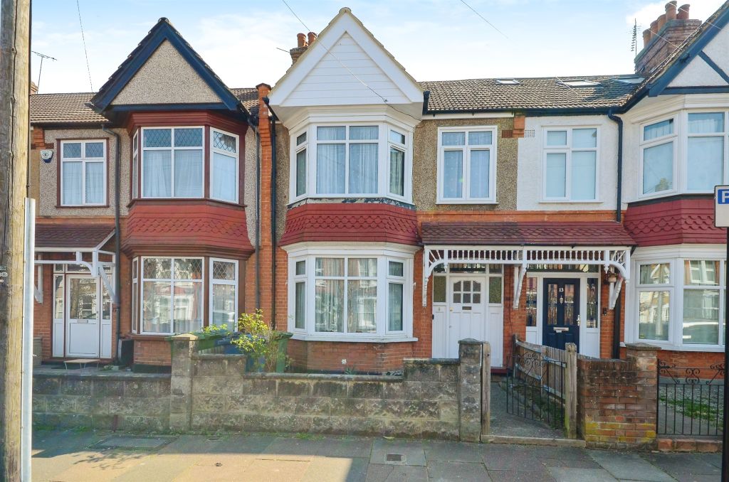 Property photo 1 of 17