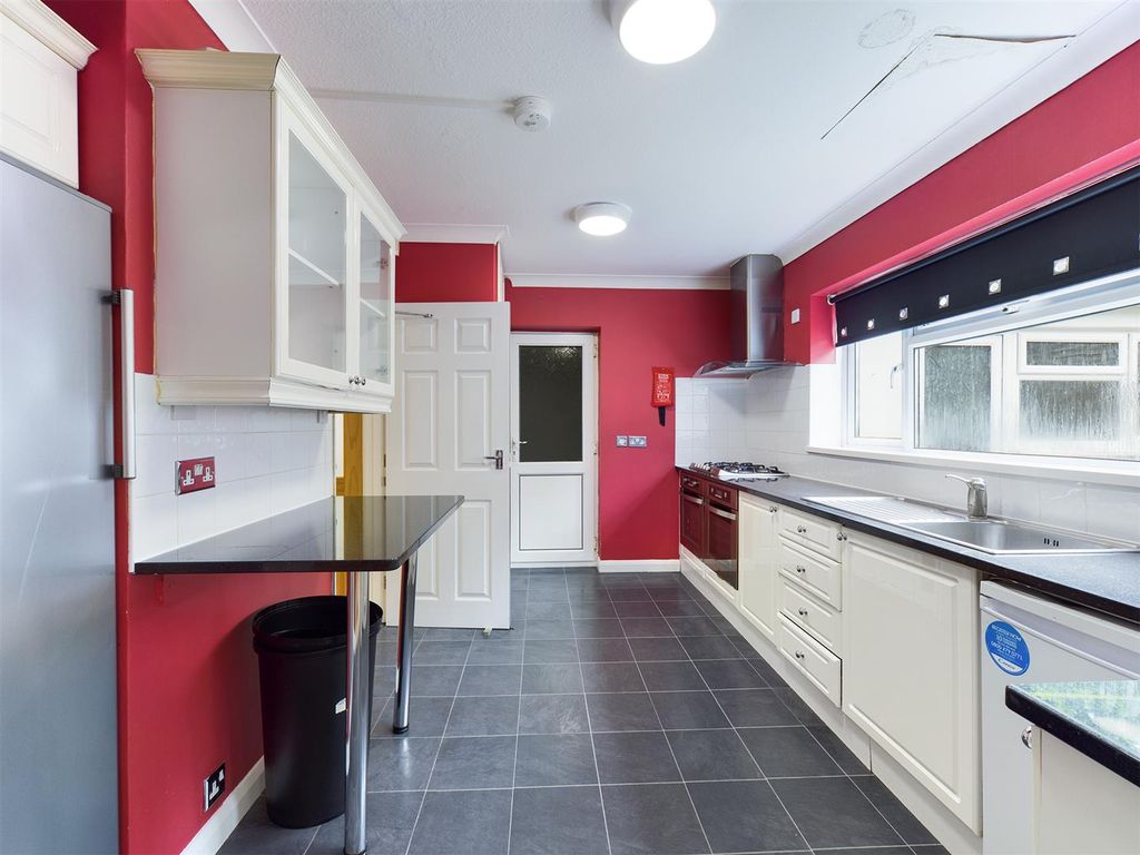 Property photo 3 of 20 Cam00159P1-Pr0103-Still04.Jpg