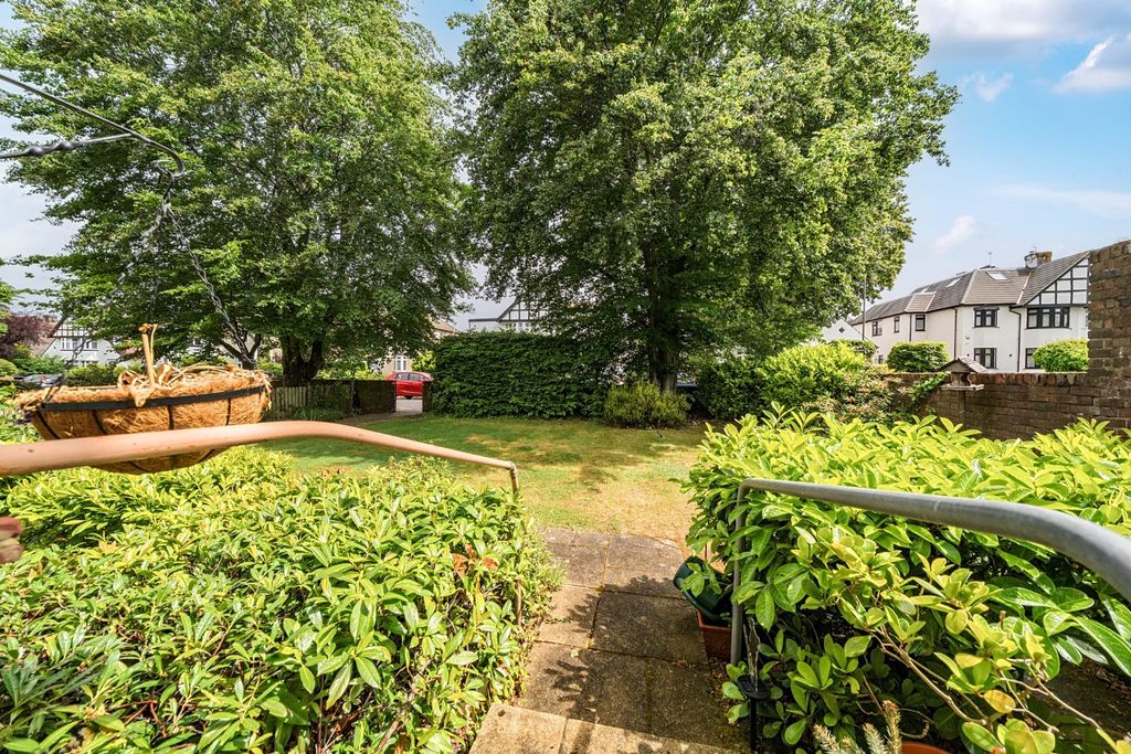 Property photo 3 of 12 Picture No. 20