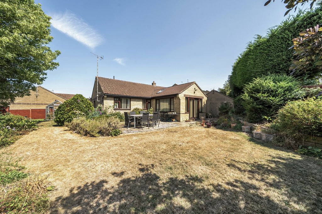 Property photo 2 of 15