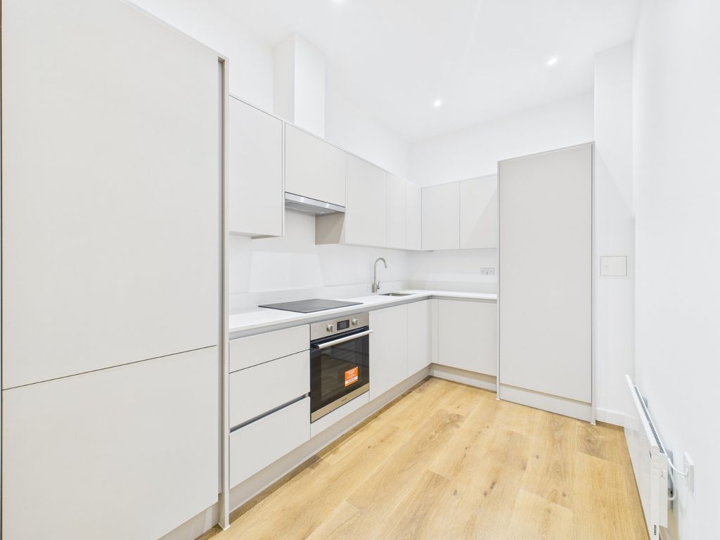 Property photo 3 of 5 Picture No. 10