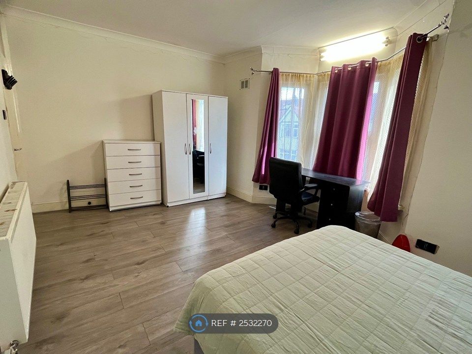 Property photo 3 of 10