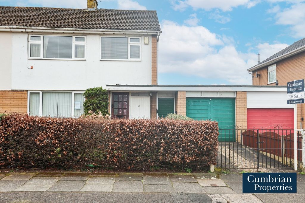 Property photo 1 of 18