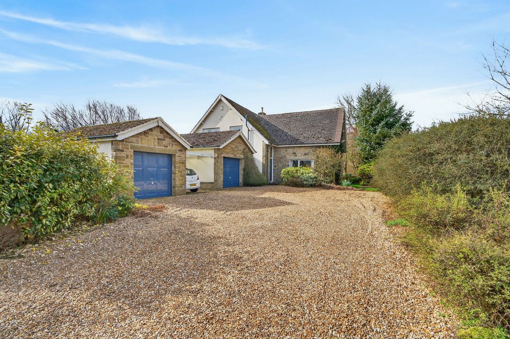 Property photo 1 of 25