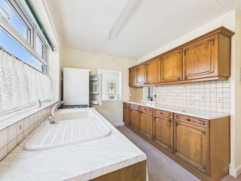 Property photo 3 of 13 4857698