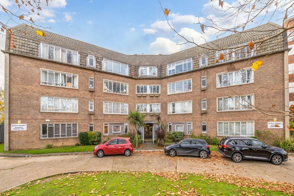 Property photo 1 of 7