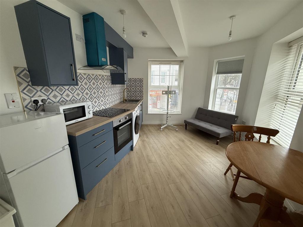 Property photo 2 of 6 Img_8262.Jpeg