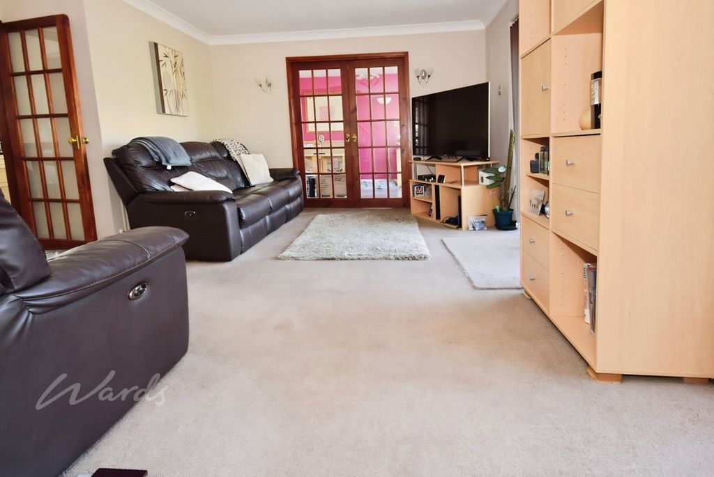 Property photo 3 of 12 Harptree Lounge