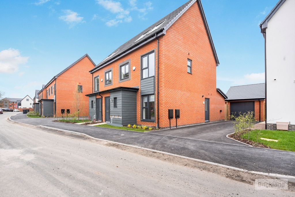 Property photo 1 of 15 Image