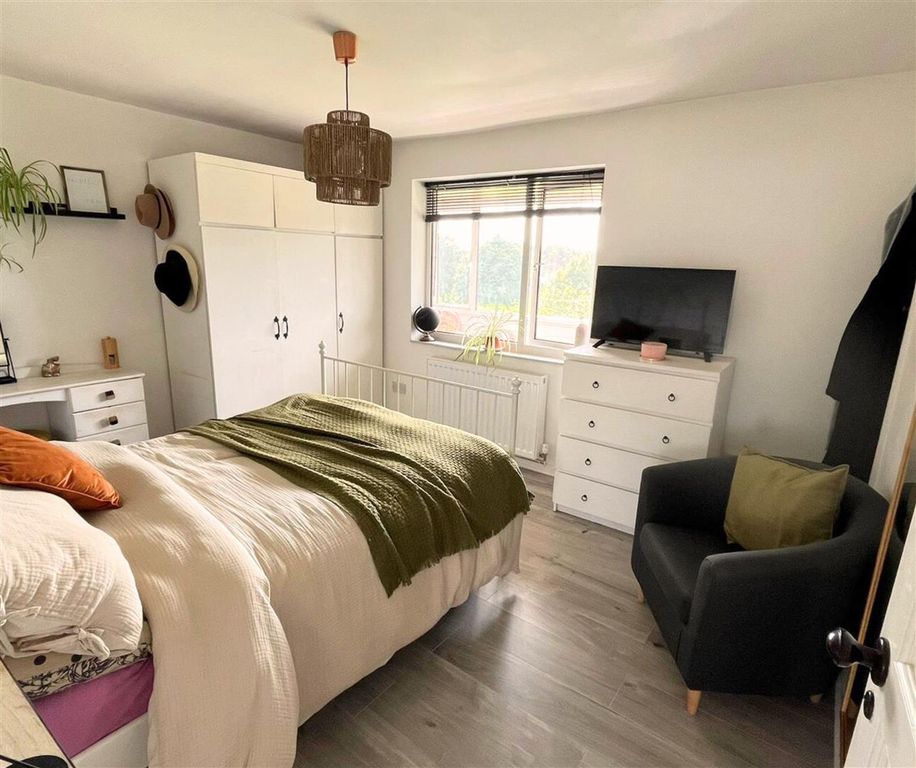 Property photo 3 of 16 Untitled Design (1).Png