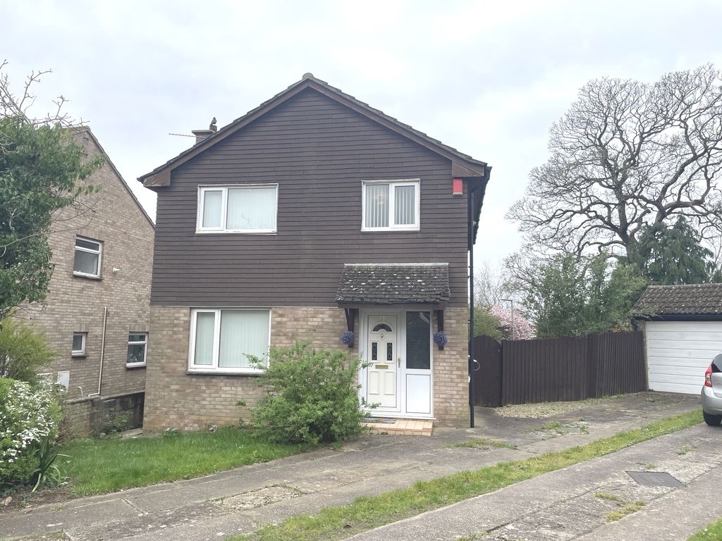 Property photo 1 of 27