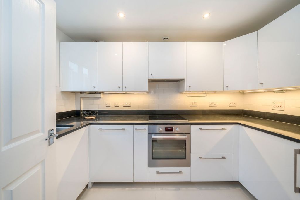 Property photo 3 of 13 Picture No. 09