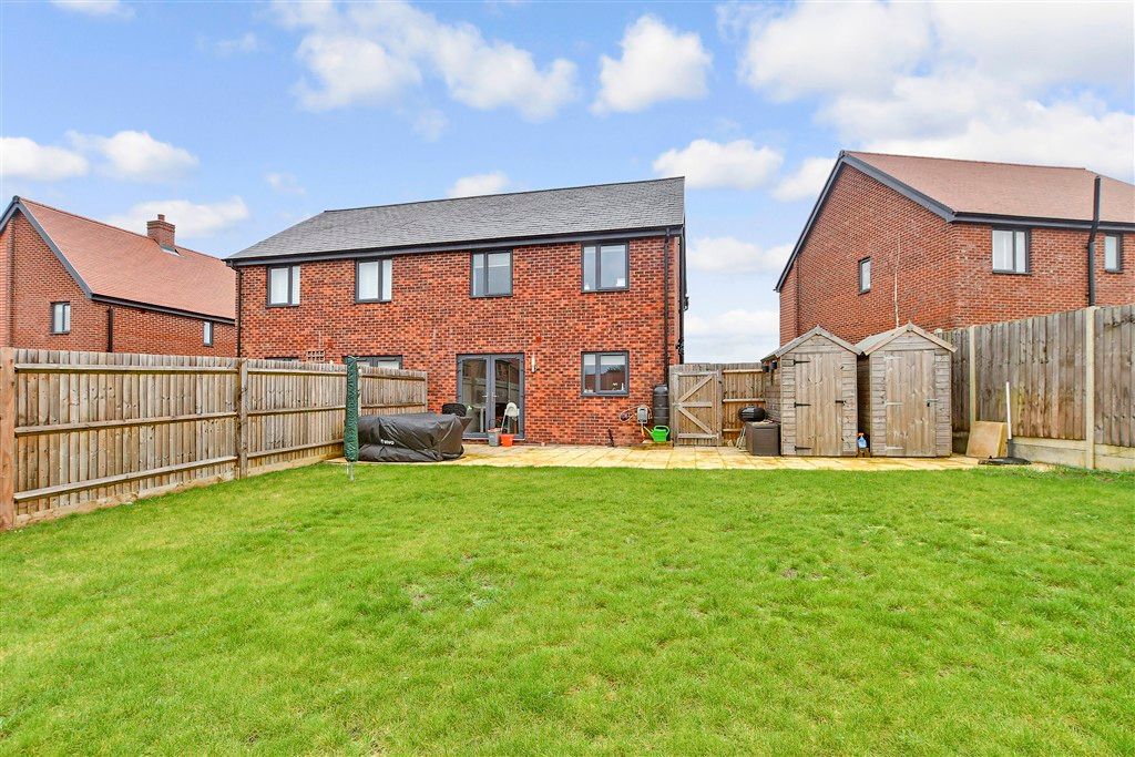 Property photo 2 of 11 Rear Garden