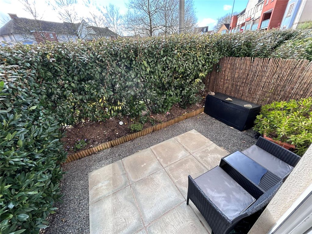 Property photo 3 of 12 Picture No. 46