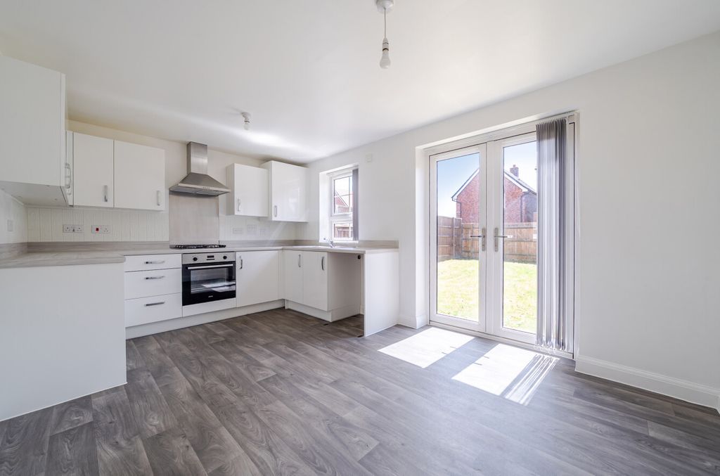 Property photo 2 of 12 1477444-5-6A2800A...