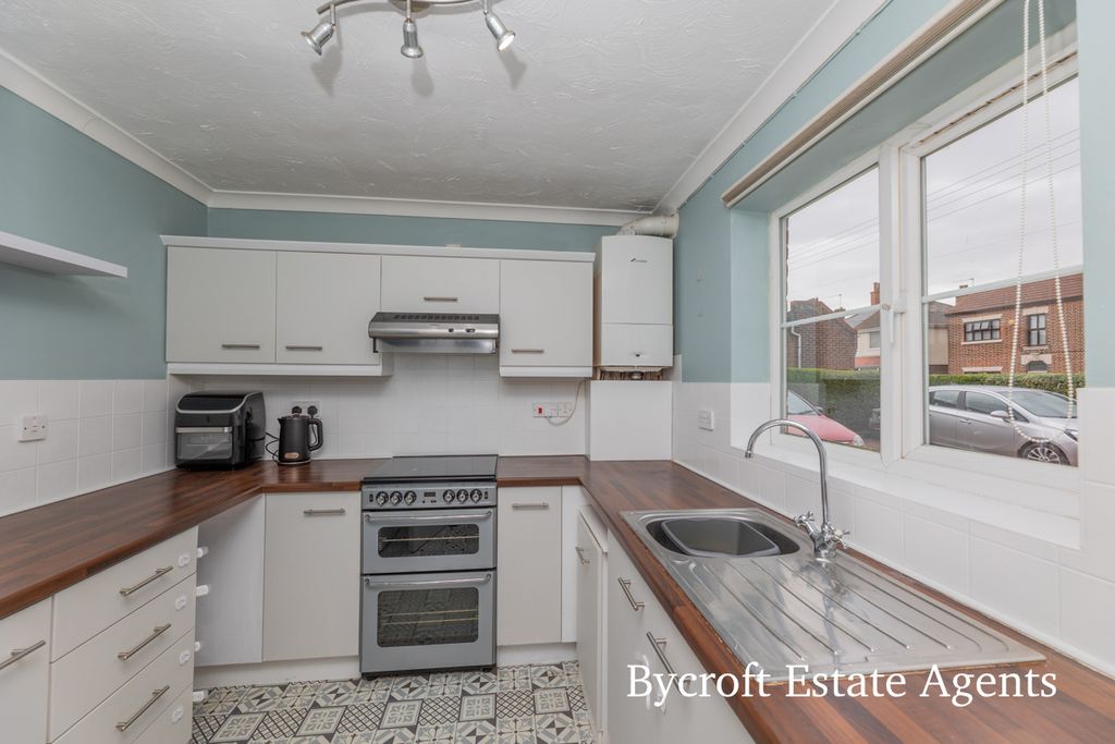 Property photo 1 of 13