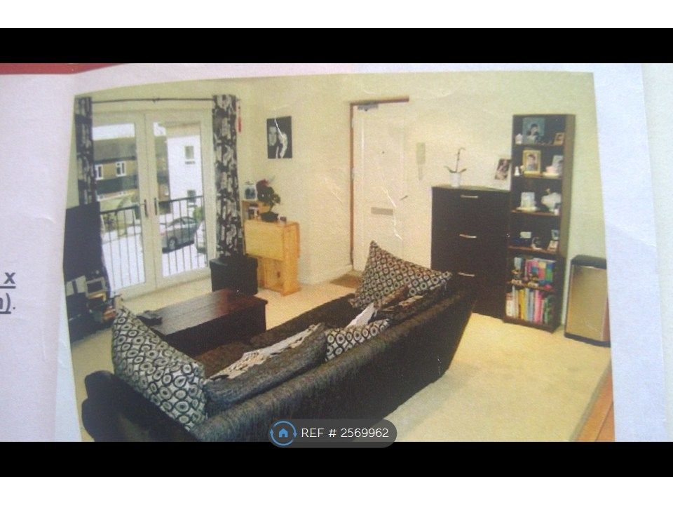 Property photo 3 of 4 Lounge