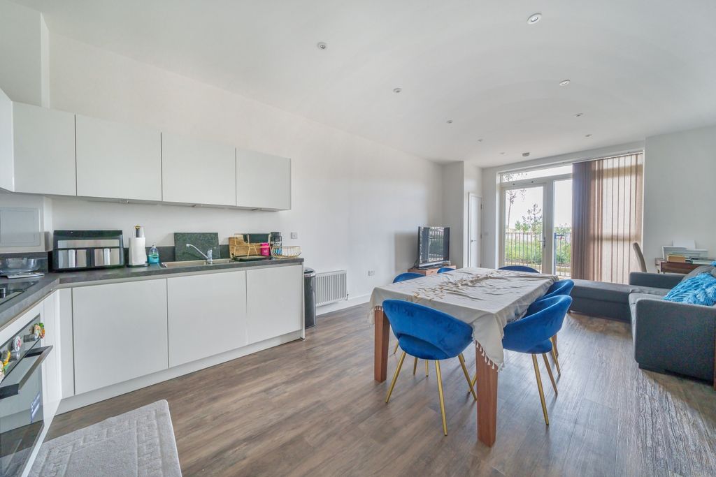 Property photo 1 of 15 Kitchen