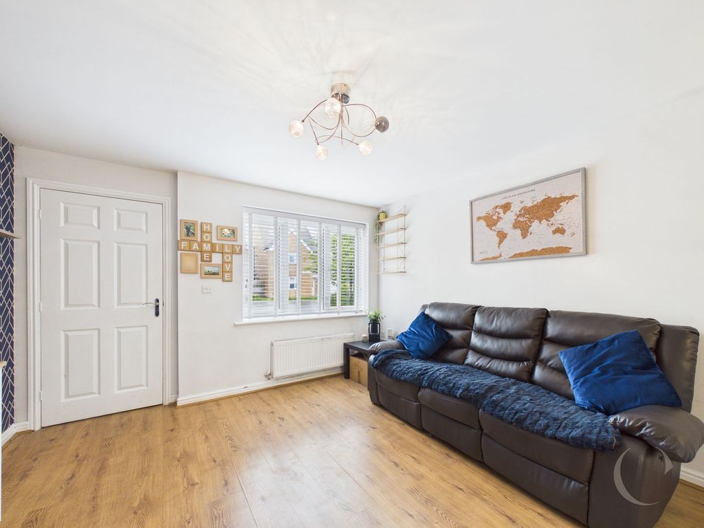 Property photo 3 of 19