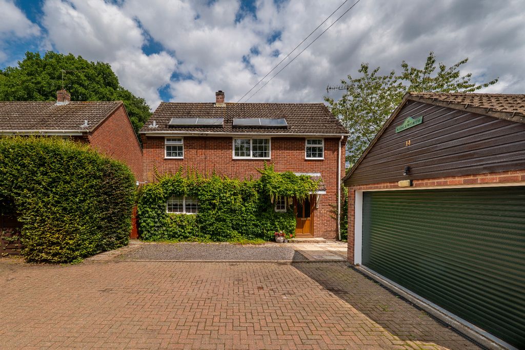 Property photo 1 of 20 4377931