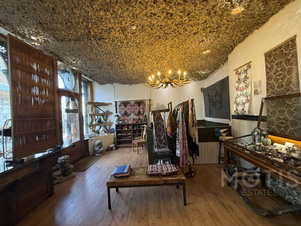 Property photo 3 of 11 Photo 9