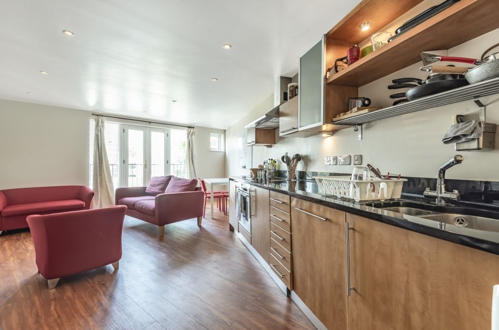 Property photo 1 of 7 632178 (1)