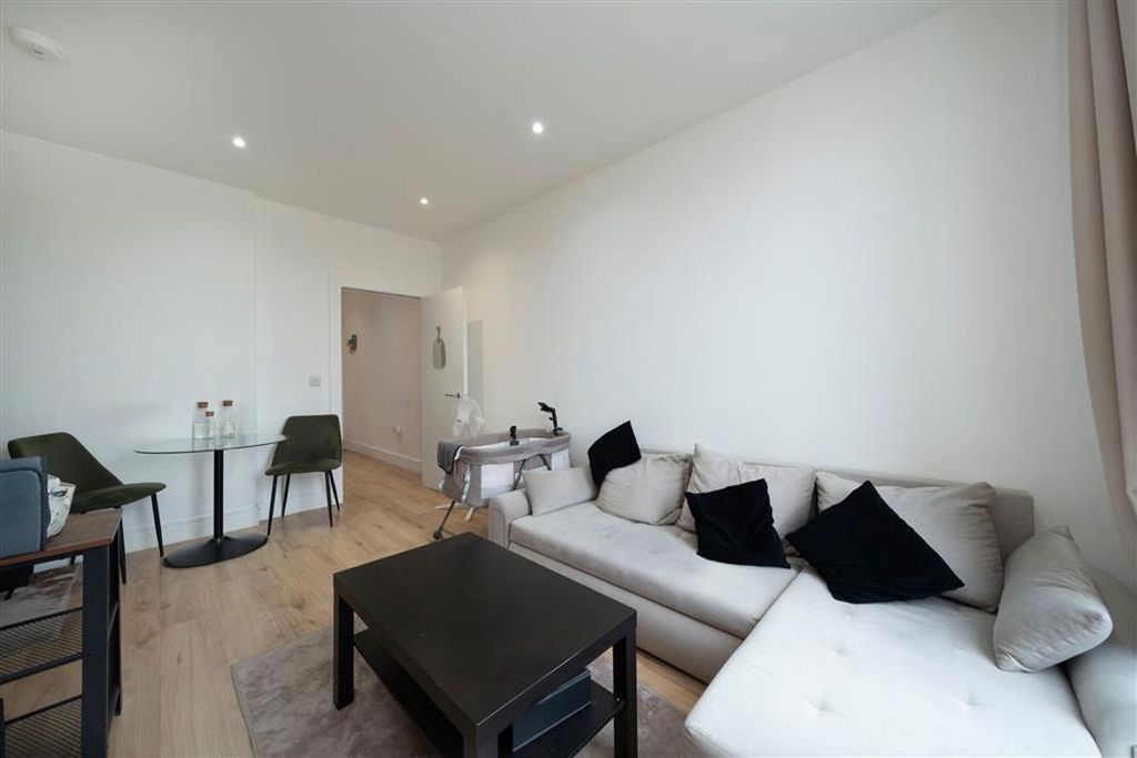 Property photo 2 of 4