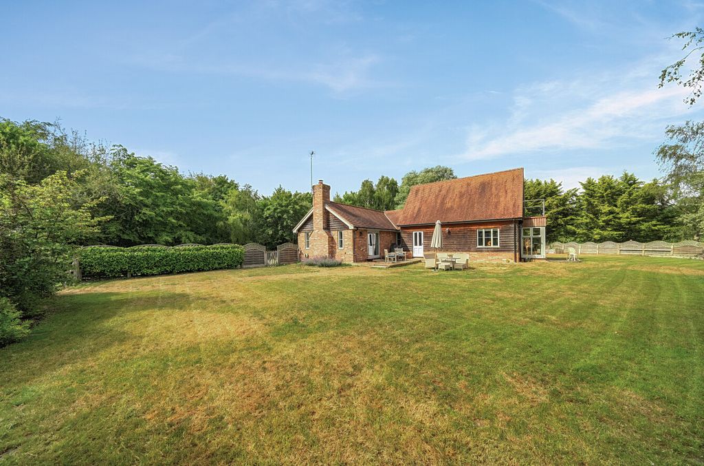 Property photo 3 of 21 1-6A20A67B64A50-1466046-2-6A204F9F687Ea-1