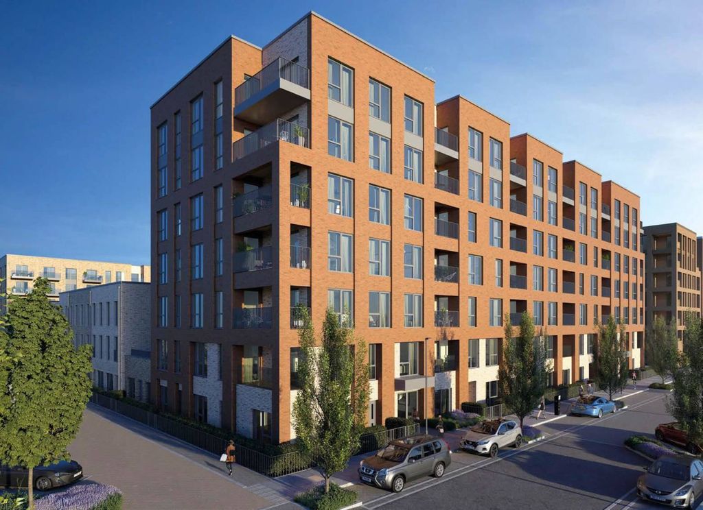 Property photo 2 of 21