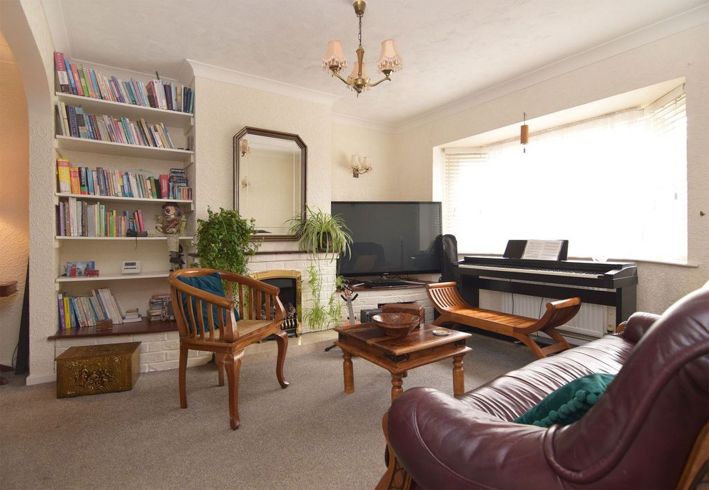 Property photo 2 of 15