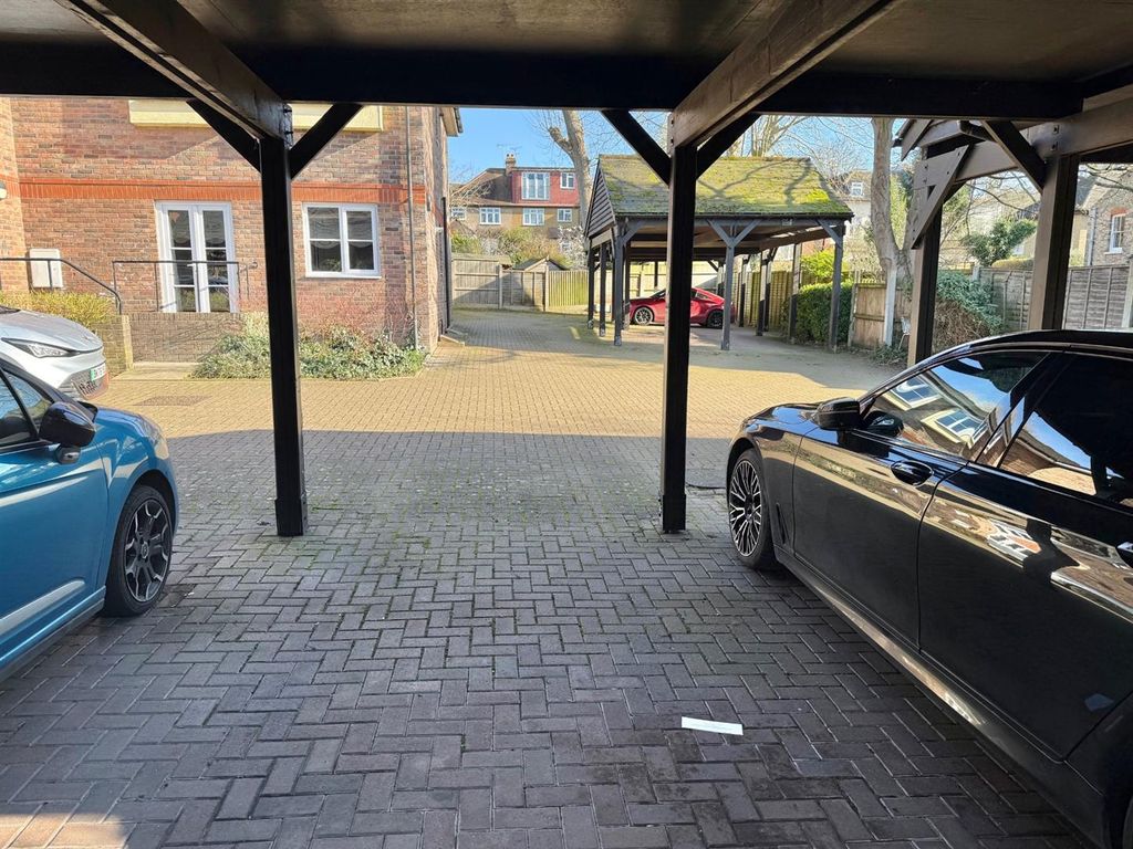 Property photo 3 of 13 Parking.Jpg