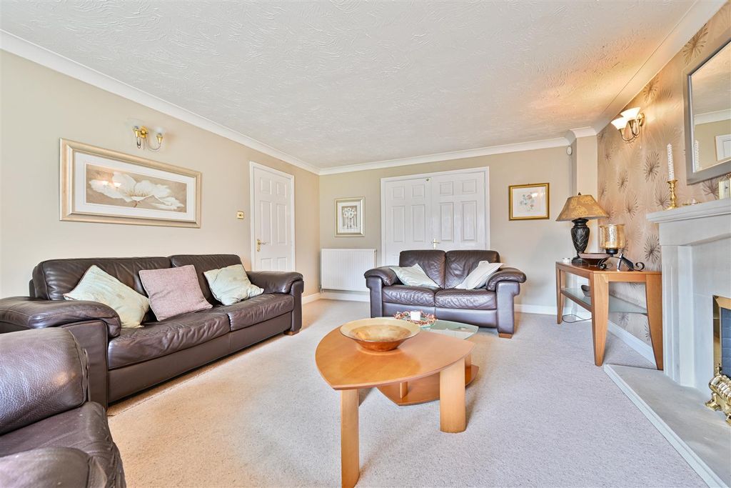 Additional image 5 of 4 bed detached house for saleClay Court, Motherwell ML1