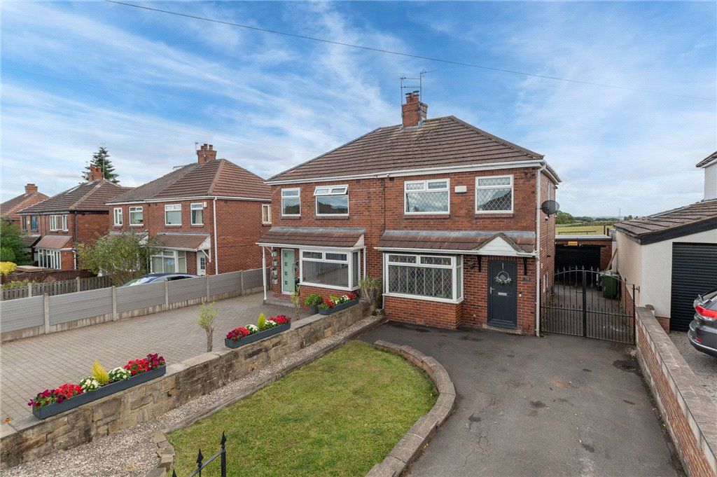 Property photo 1 of 33 External Front