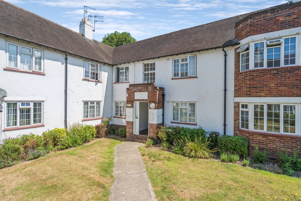 Property photo 2 of 14