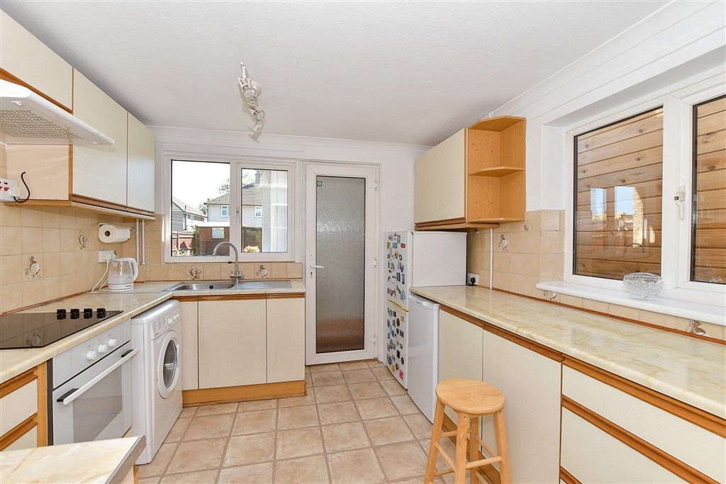 Property photo 3 of 15 Kitchen