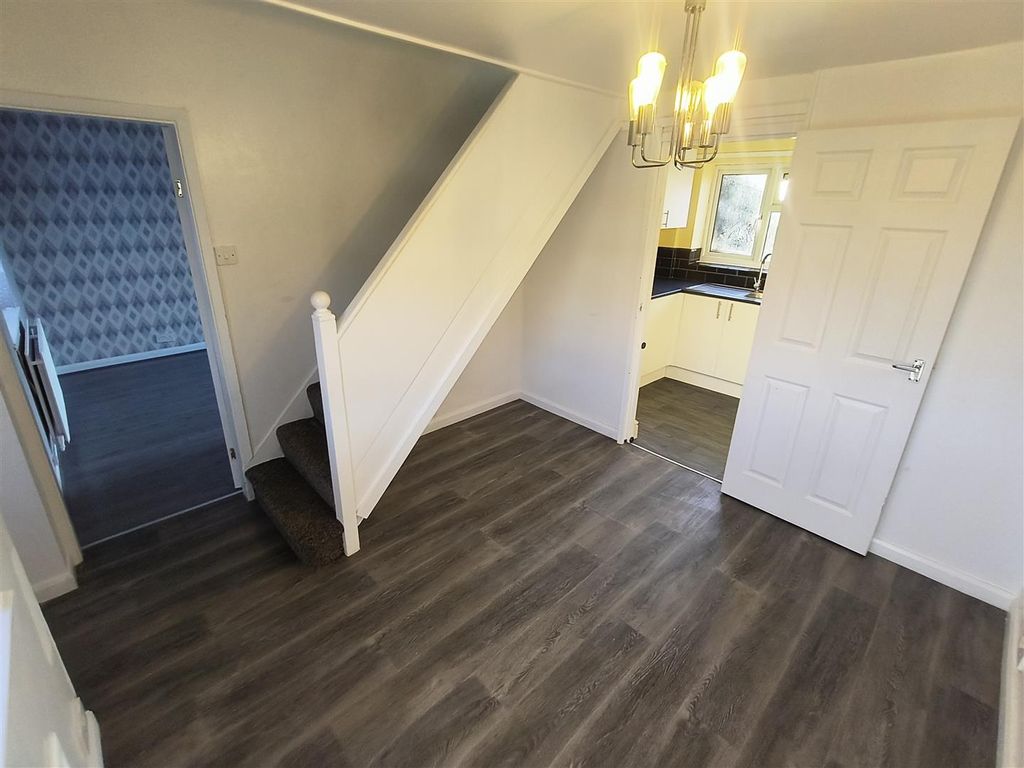 Property photo 3 of 17 Dining.Jpg