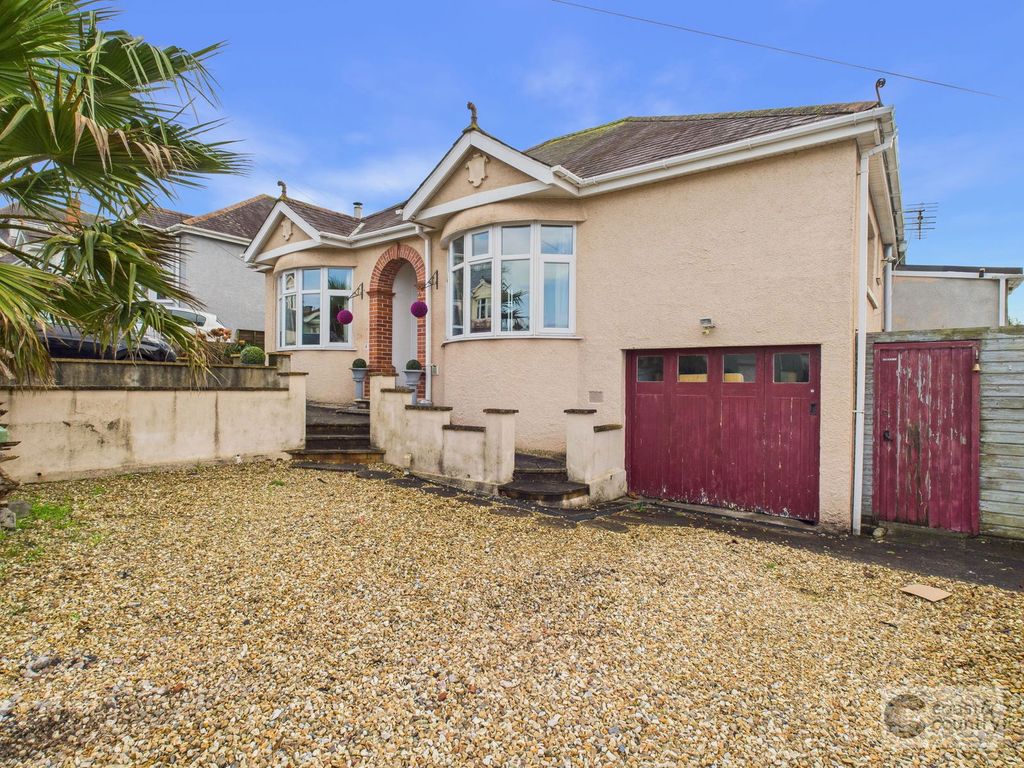 Property photo 1 of 27